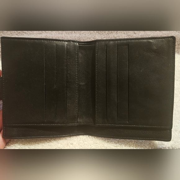 EUC CHANEL Mini Compact Wallet CC logo With dustbag/relisted - Picture 4 of 14